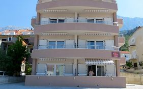 Apartments Viola Superior